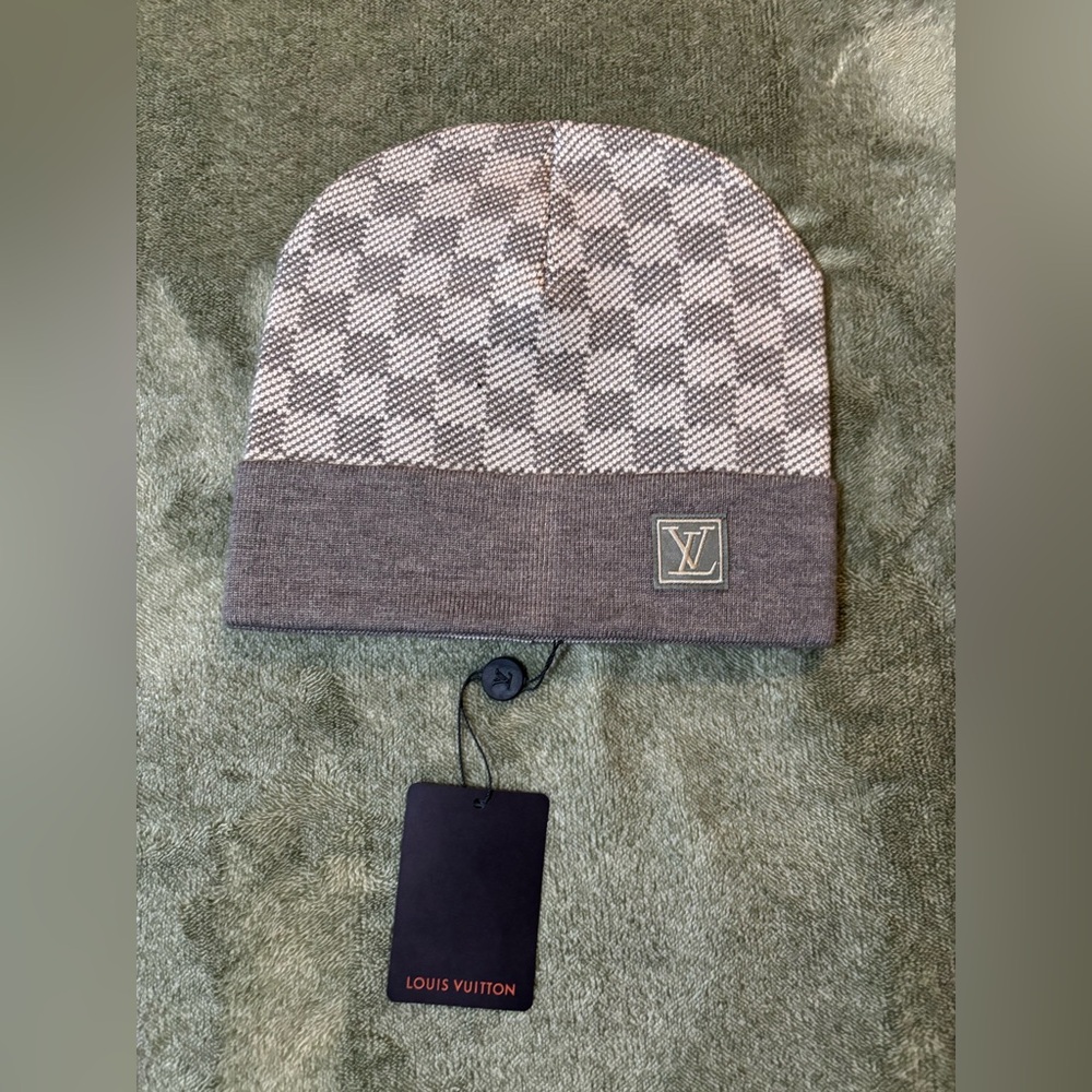 Louie beanie